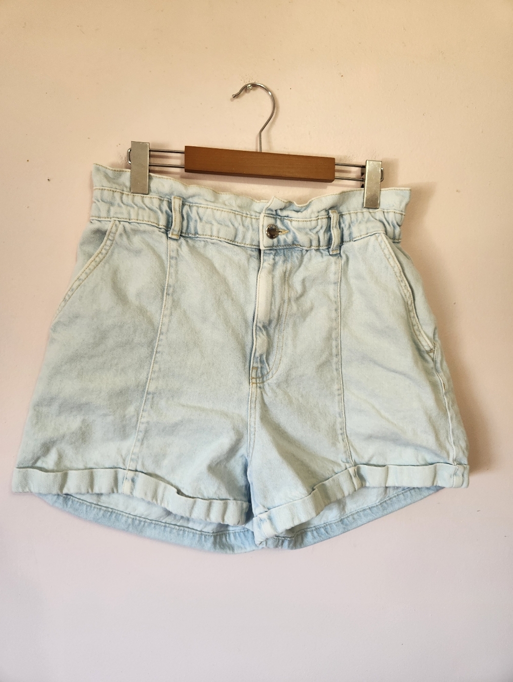 Zara Paperbag Waist High Rise Denim Shorts Light Wash Blue Size 8 EUC Summer